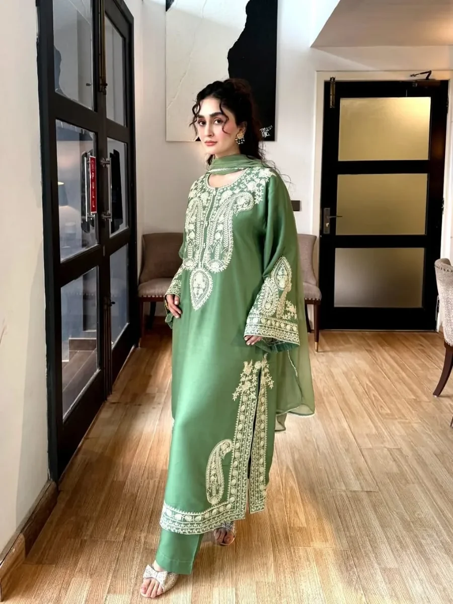 Pastel Pista With Soft Embroidery - Image 2